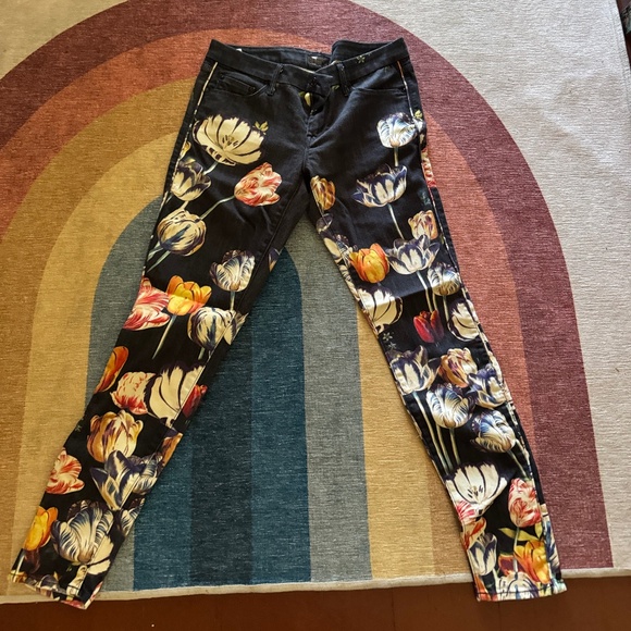 Mother Jeans: The Looker - Picture 1 of 4